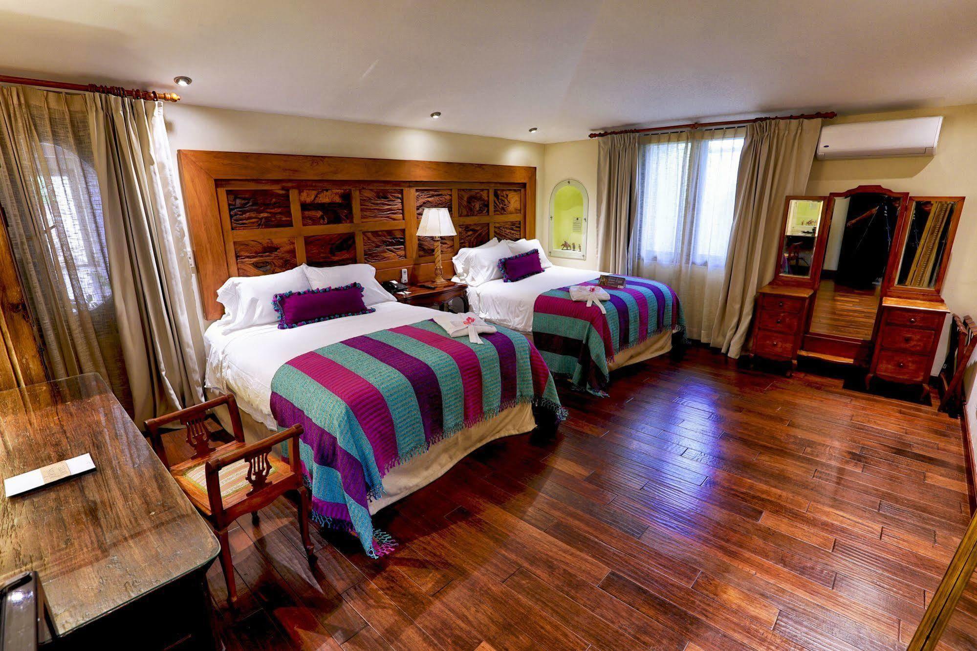 Pensativo House Hotel (Adults Only) أنتيغوا غواتيمالا المظهر الخارجي الصورة